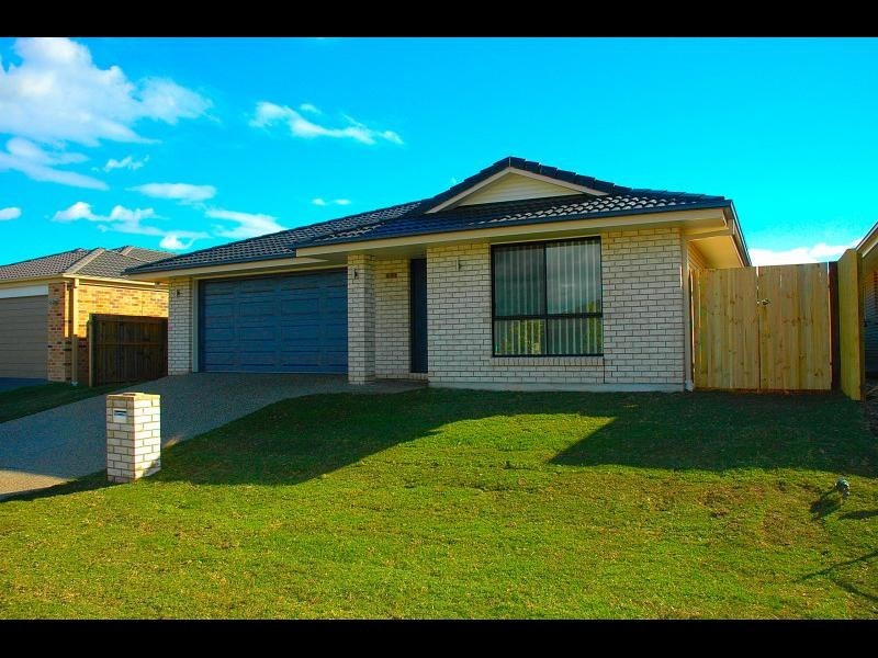13 Lizard Place, Redland Bay QLD 4165