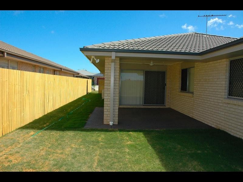 13 Lizard Place, Redland Bay QLD 4165