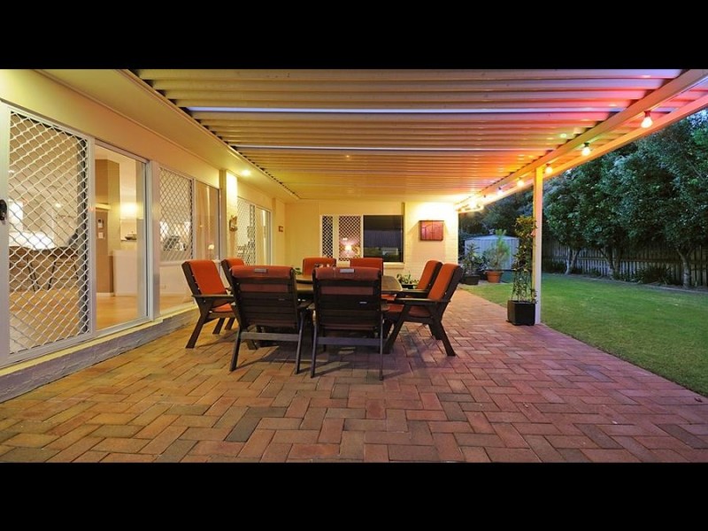 1 St Ives Court, Redland Bay QLD 4165