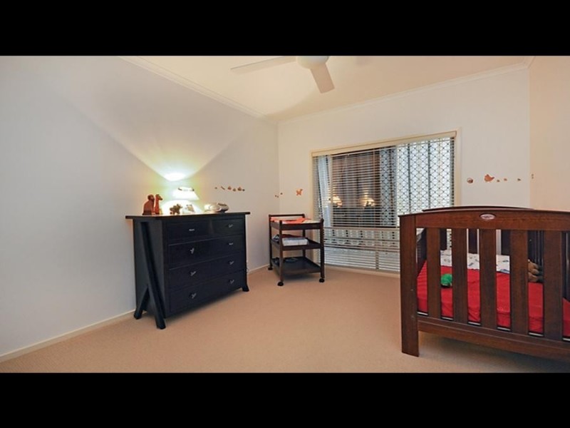 1 St Ives Court, Redland Bay QLD 4165