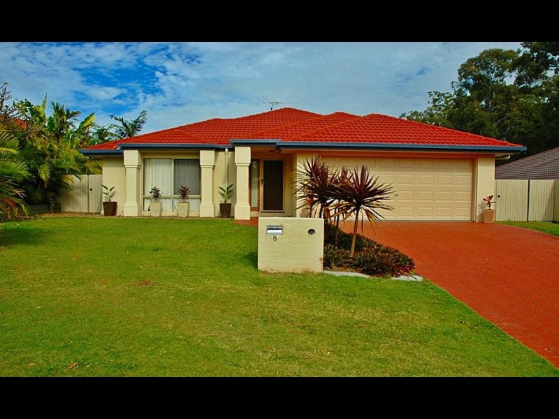 5 Oakland Ave, Redland Bay QLD 4165