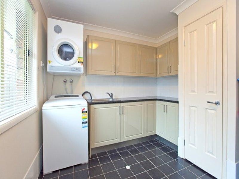 10 Ebony Cr, Redland Bay QLD 4165