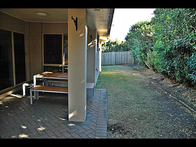 91 Penzance Drive, Redland Bay QLD 4165