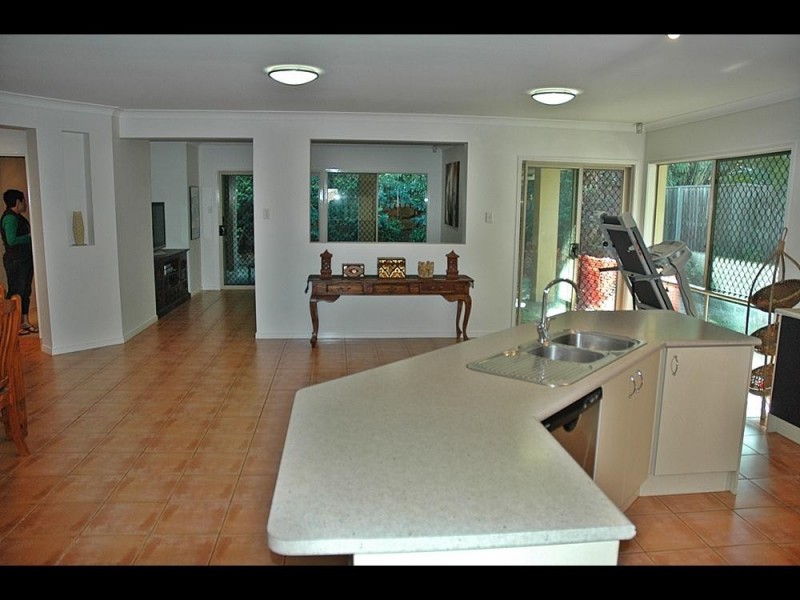 91 Penzance Drive, Redland Bay QLD 4165