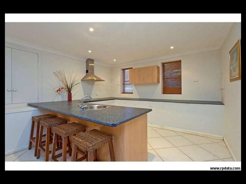 1 Bartlett Terrace, Redland Bay QLD 4165