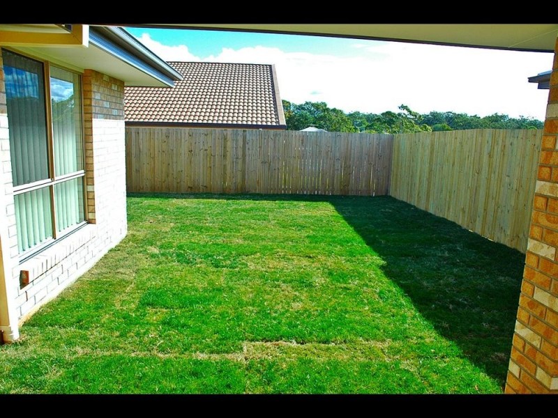 12 Lizard Place, Redland Bay QLD 4165