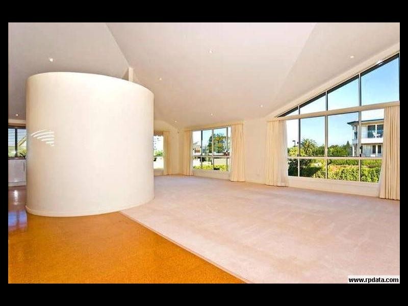 1 Wilohurst Drive, Redland Bay QLD 4165