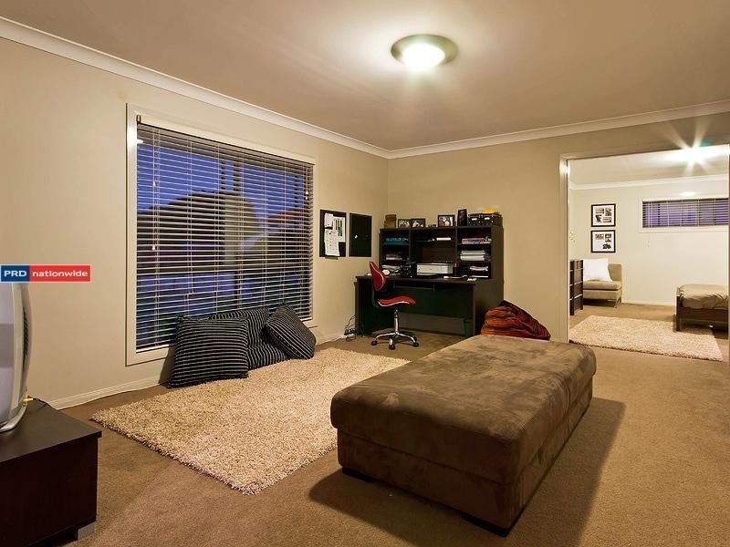 32 Bedarra, Redland Bay QLD 4165