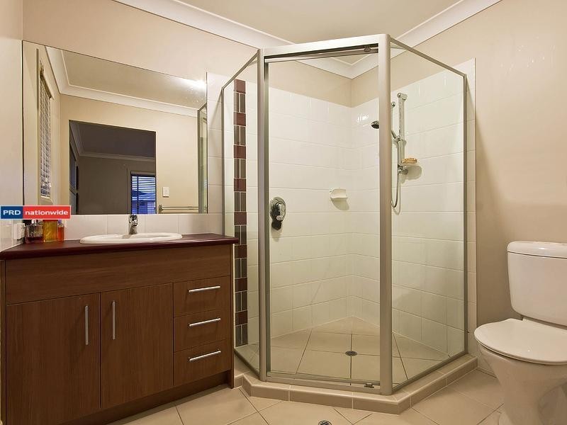 32 Bedarra, Redland Bay QLD 4165
