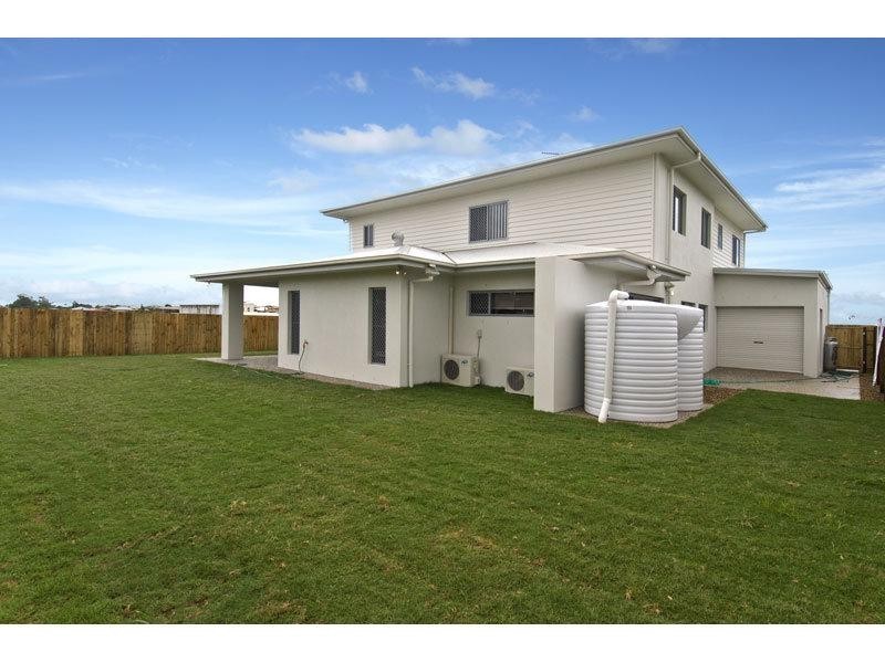5 Turtle Place, Redland Bay QLD 4165