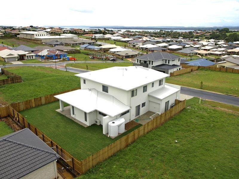 5 Turtle Place, Redland Bay QLD 4165