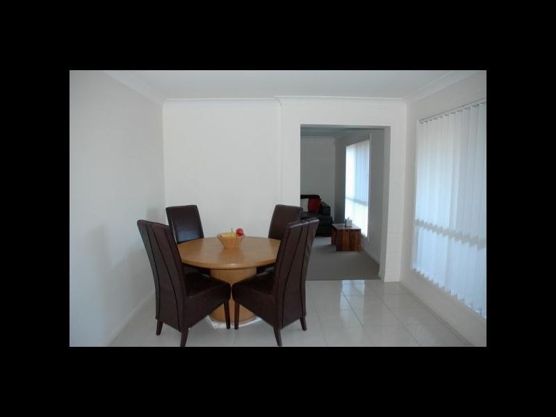 11 Pentecost Place, Redland Bay QLD 4165