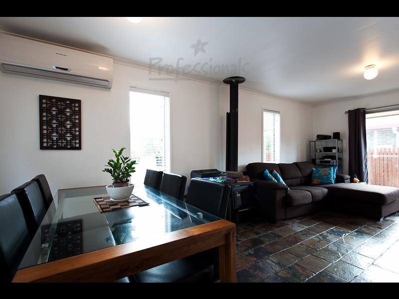 57 Shanahan Street, Redland Bay QLD 4165