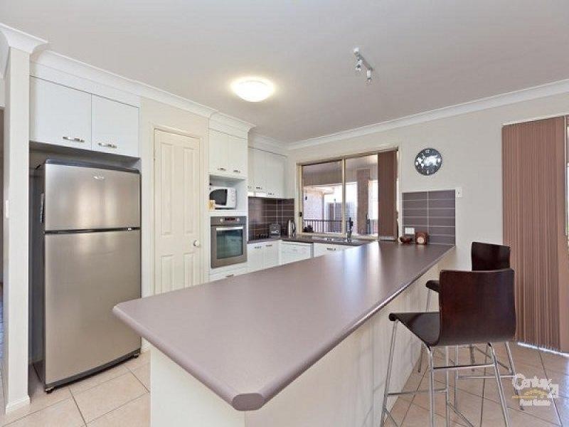 14 Pentecost Place, Redland Bay QLD 4165