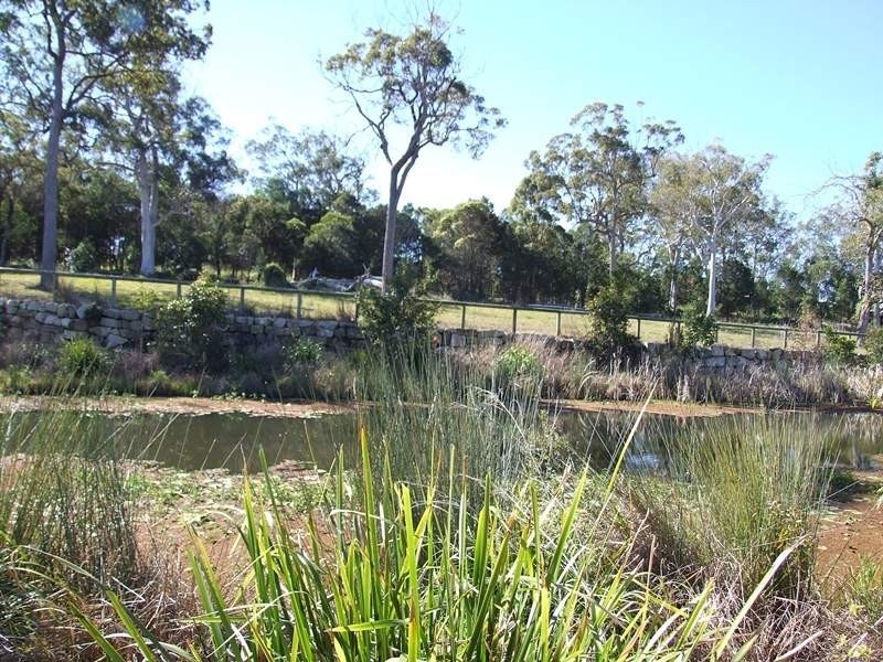 7 Indigo Street, Redland Bay QLD 4165