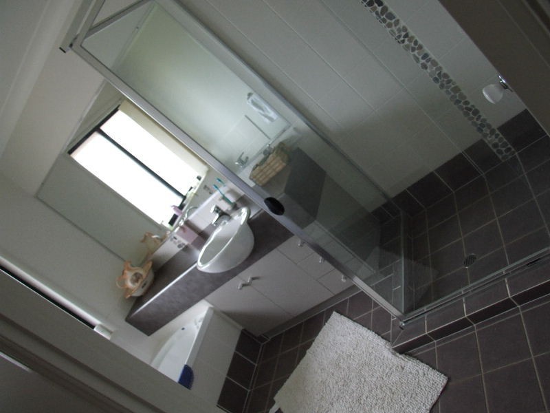 9 St Clair Court, Redland Bay QLD 4165