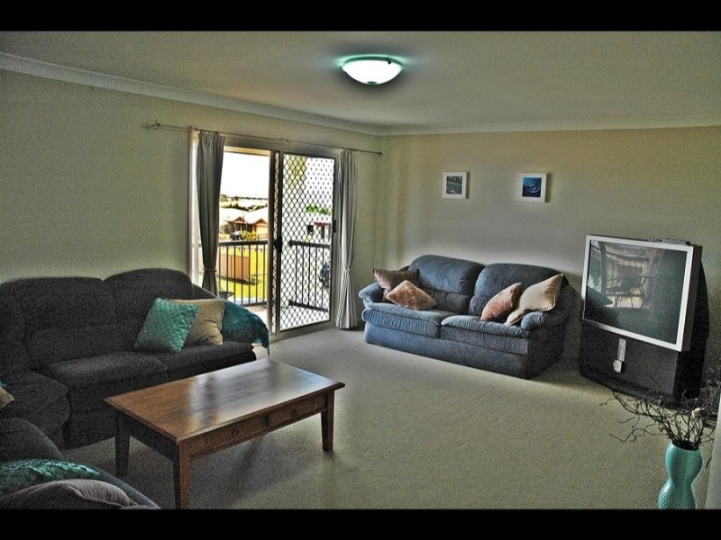 30 Huntly Pl, Redland Bay QLD 4165