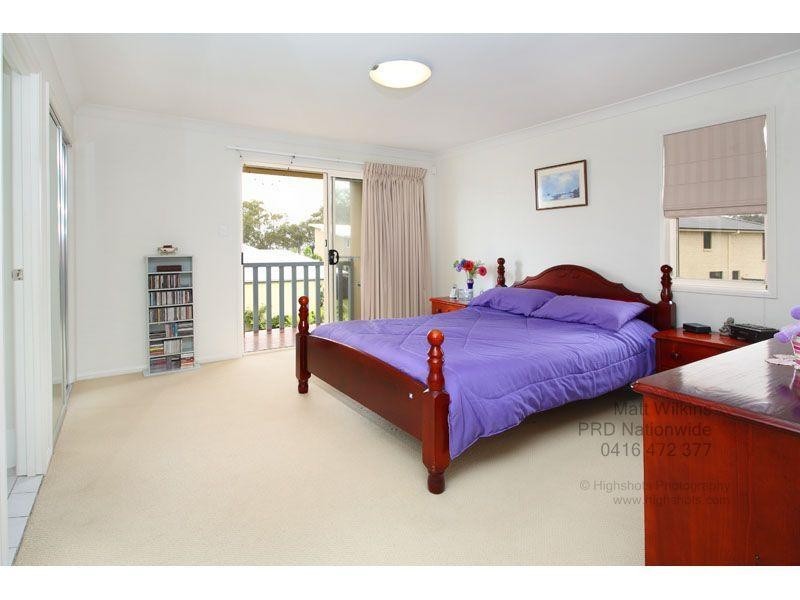 1 SANDY COVE PL, Redland Bay QLD 4165