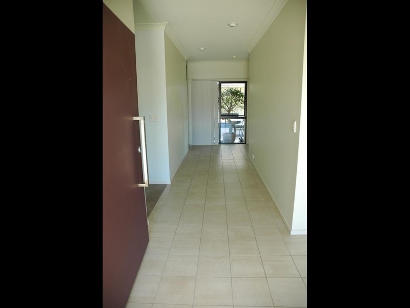 15 Hawksbury Crescent, Wakerley QLD 4154