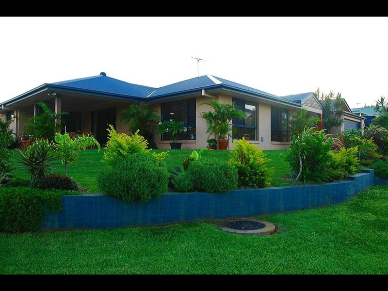 21 Keirnan St, Redland Bay QLD 4165