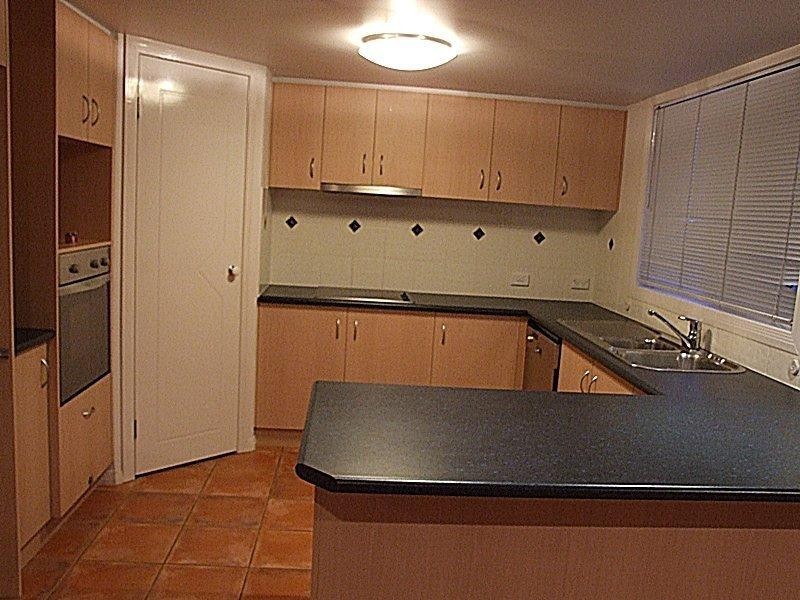 7 Keirnan ST, Redland Bay QLD 4165