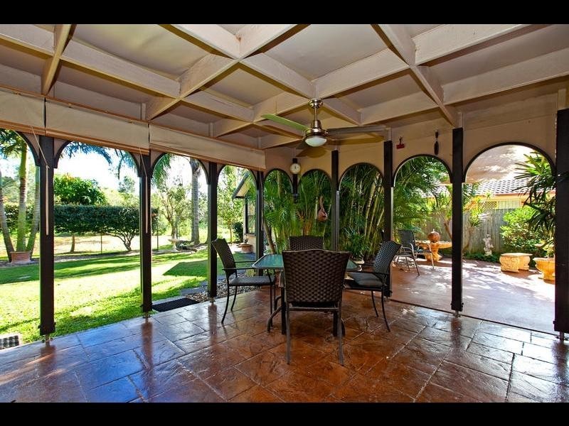 45 The Boulevard, Redland Bay QLD 4165
