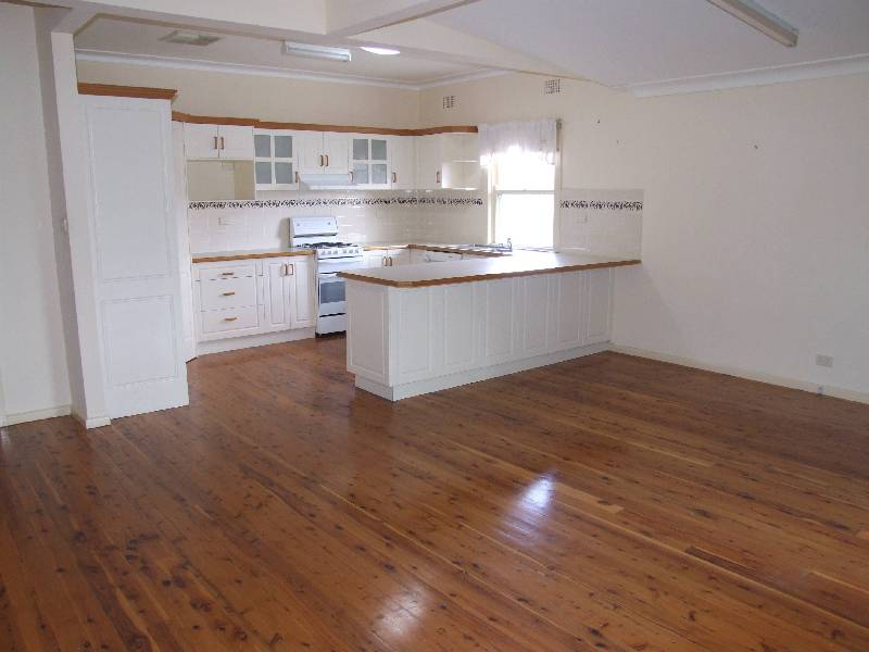 130 Fitzroy Street, Tamworth NSW 2340