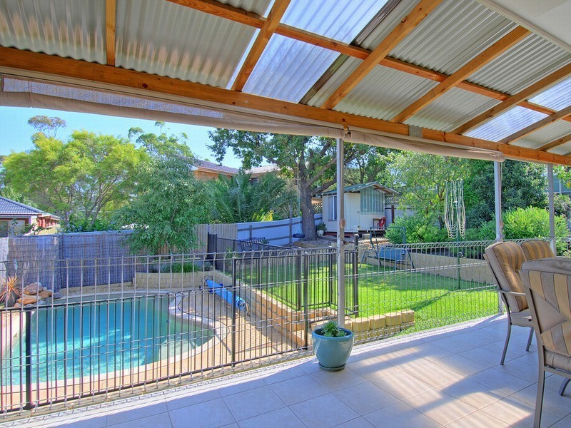 10 Burrows Avenue, Kanahooka NSW 2530