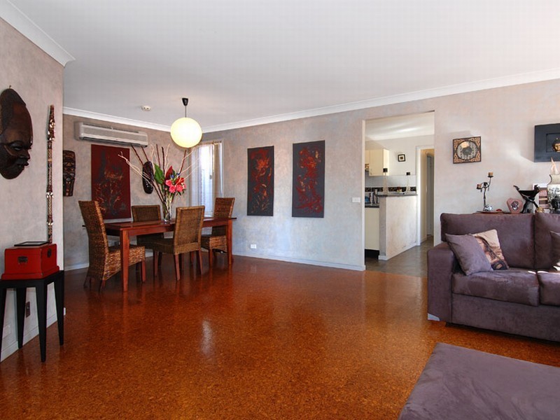 10 Jenail Place, Horsley NSW 2530