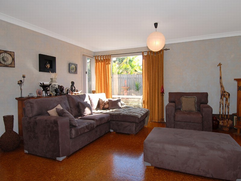 10 Jenail Place, Horsley NSW 2530