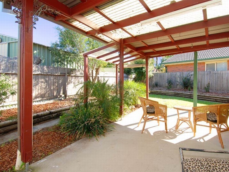 10 Jenail Place, Horsley NSW 2530