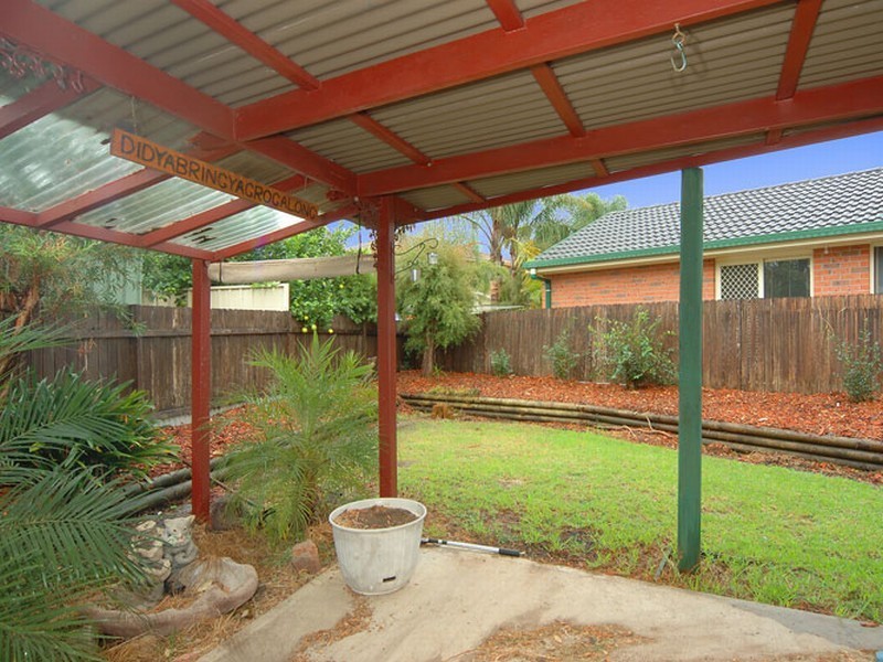 10 Jenail Place, Horsley NSW 2530