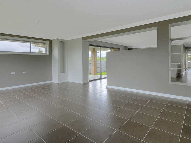 122 Haywards Bay Drive, Haywards Bay NSW 2530