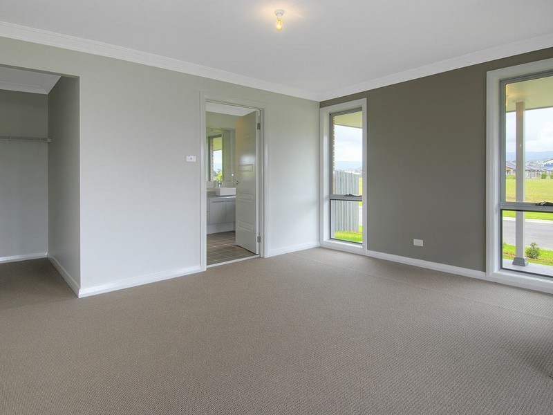 122 Haywards Bay Drive, Haywards Bay NSW 2530