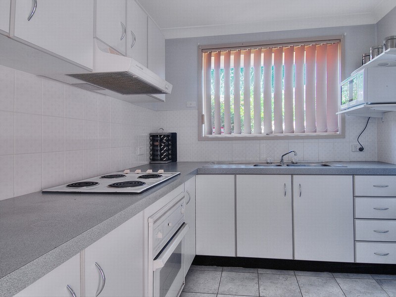 1/2a Julianne Street, Dapto NSW 2530