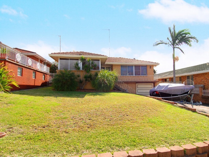 12 Laver Road, Dapto NSW 2530