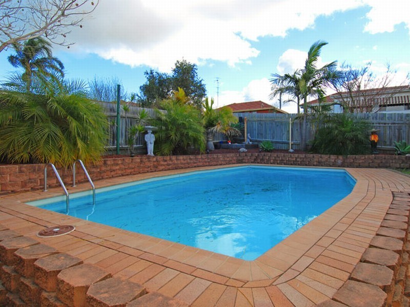 12 Laver Road, Dapto NSW 2530