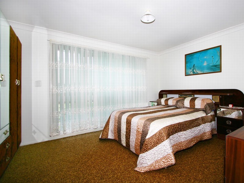 12 Melaluca Avenue, Dapto NSW 2530