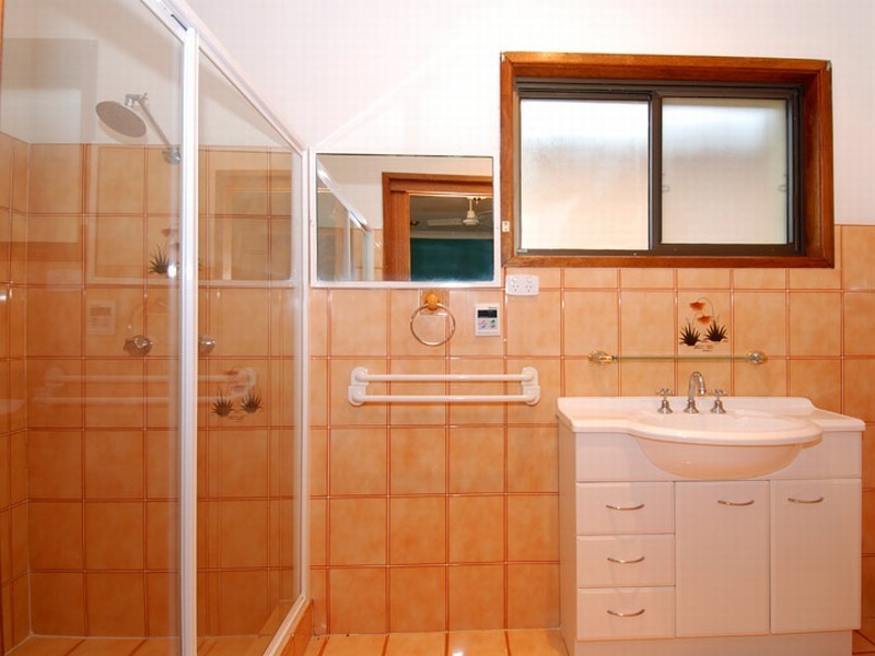 14 Thirroul Road, Kanahooka NSW 2530