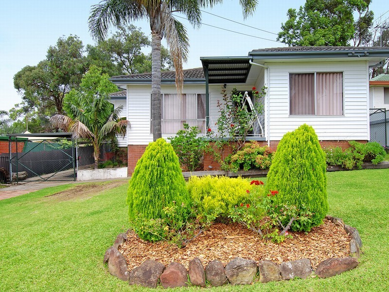 152 Lakelands Drive, Dapto NSW 2530