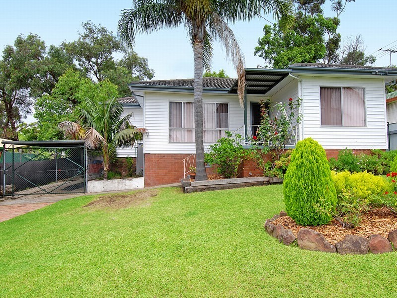152 Lakelands Drive, Dapto NSW 2530