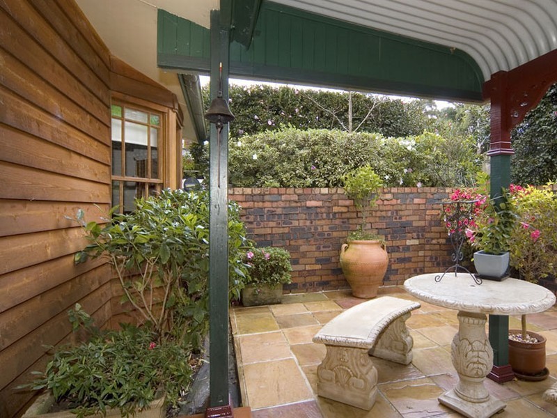 15 Gerard Avenue, Farmborough Heights NSW 2526