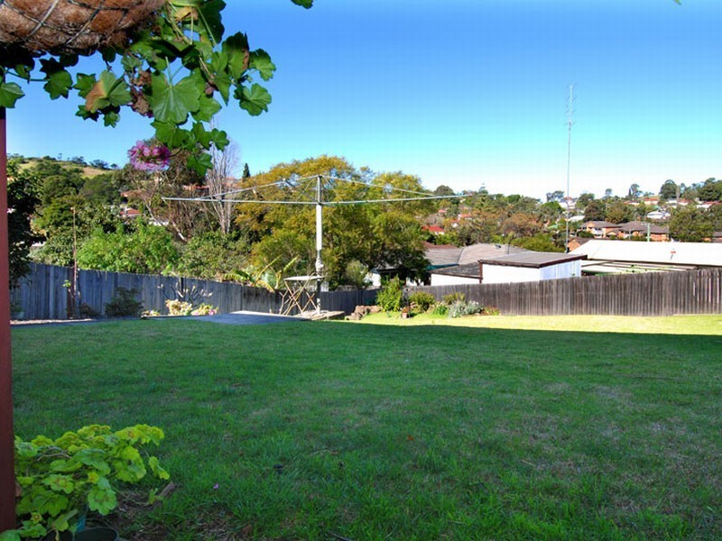 17 Nottingham Street, Berkeley NSW 2506