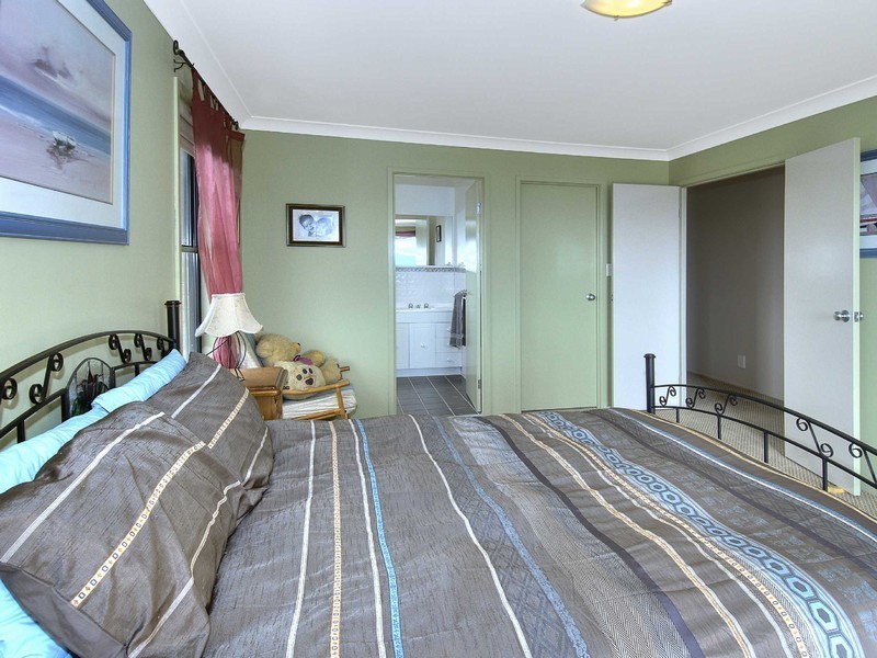 1 Lorikeet Place, Blackbutt NSW 2529