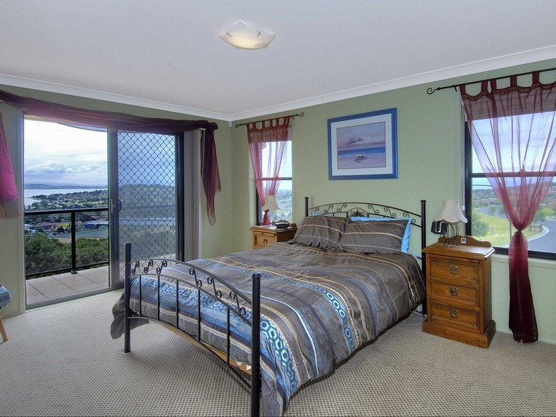 1 Lorikeet Place, Blackbutt NSW 2529