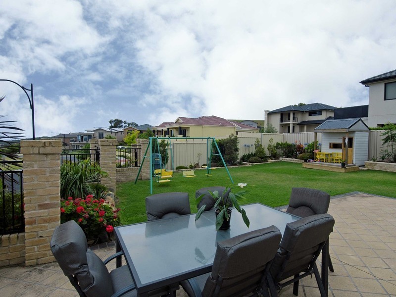 1 Lorikeet Place, Blackbutt NSW 2529