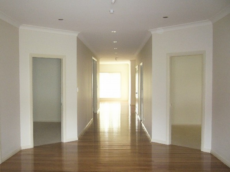 208 Kanahooka Road, Kanahooka NSW 2530