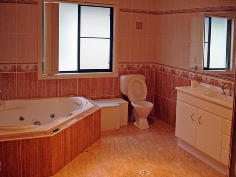 210 Kanahooka Road, Kanahooka NSW 2530