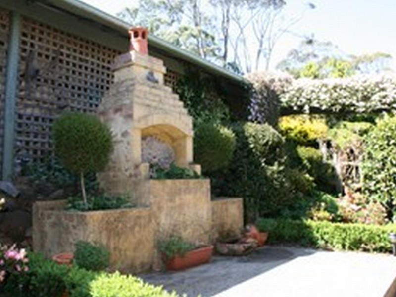 212 Lees Road, Robertson NSW 2577