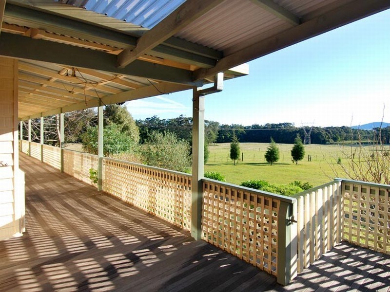 212 Lees Road, Robertson NSW 2577